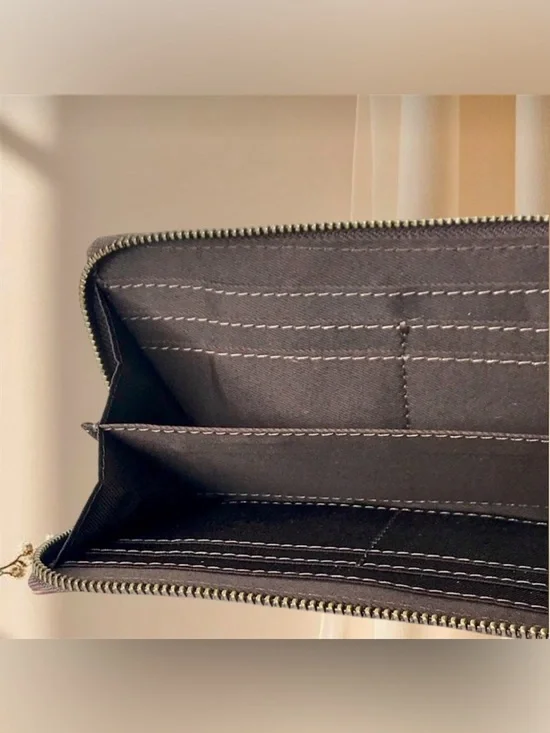 Embossed Floral Leather Zip Wallet - Brown and Black - Picture 2 of 7